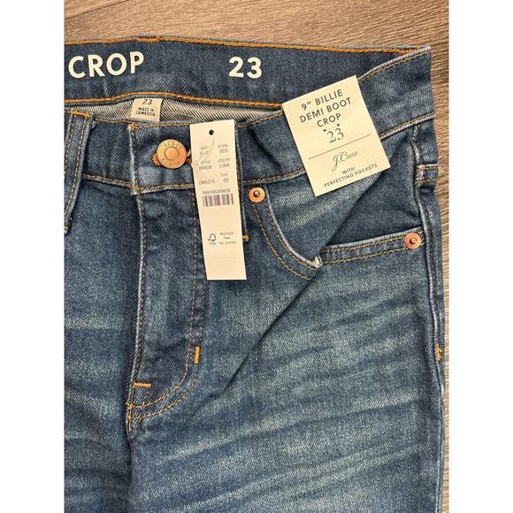 NWT J.Crew 9” Billie Demi Bootcut Crop Mid Rise Jean Size 23 In Lantern Wash - Picture 3 of 6